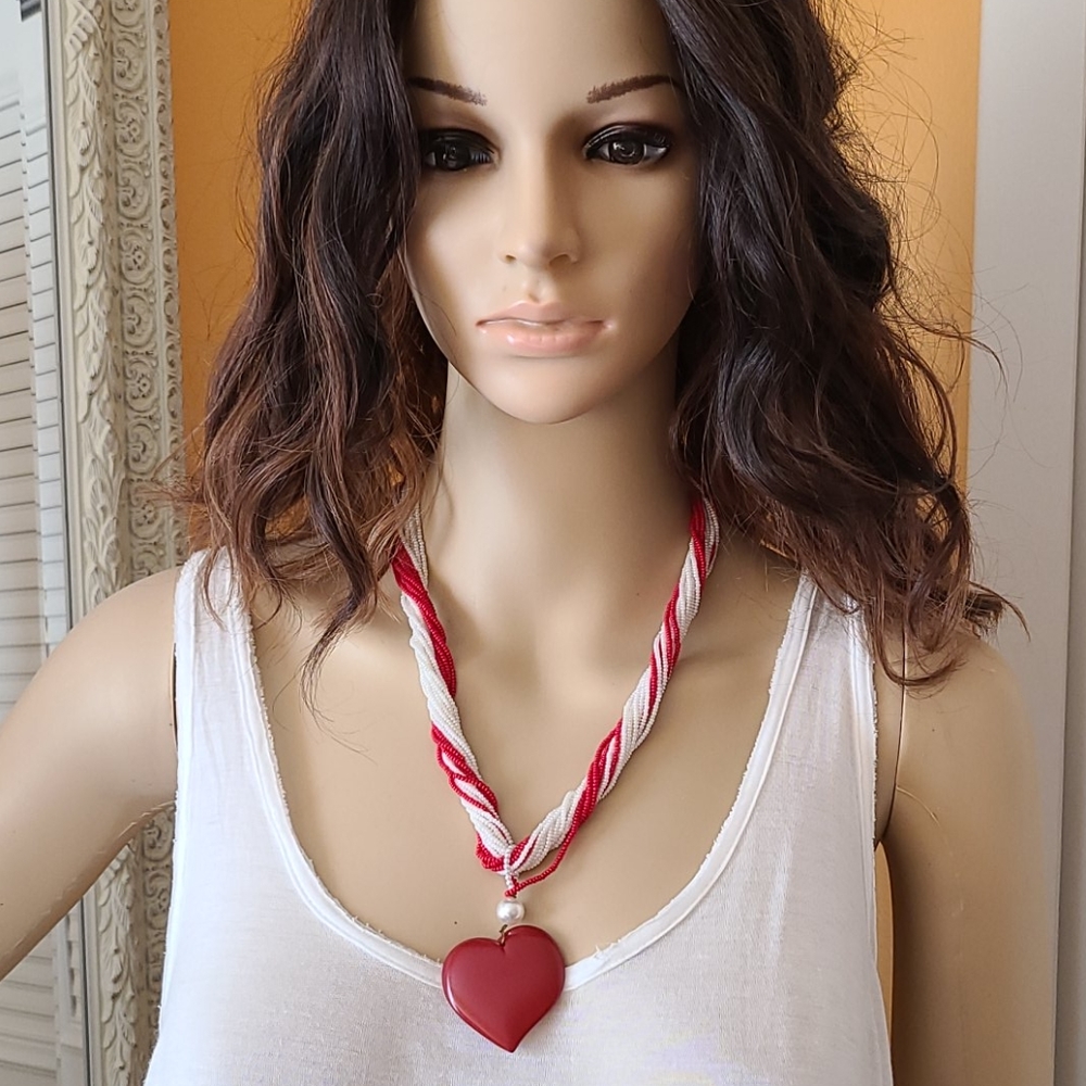 Vintage Vanessa Valentine Necklace and Earring Set